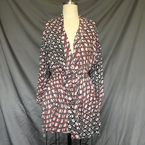 Magic Eye Mini Kimono Robe - Picture 2 of 4